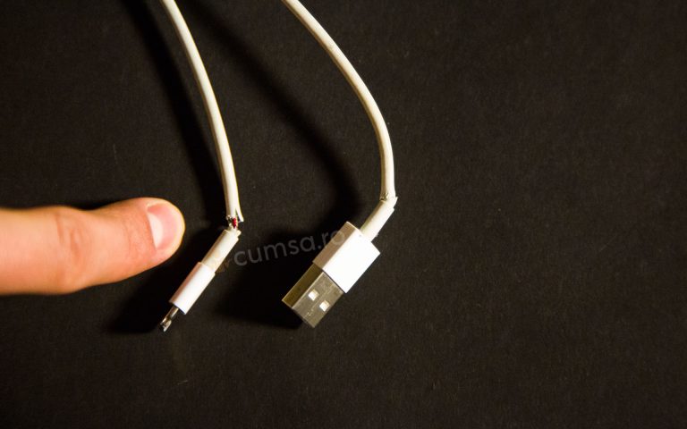 Cum sa repari un cablu (fir) de incarcare pentru iPhone sau iPad, daca acesta s-a rupt