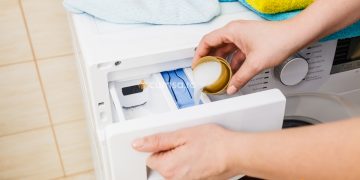 Cum sa speli hainele fara detergent daca ai uitat sa cumperi