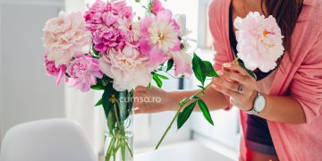 Cum sa prelungesti durata de viata a florilor din vaza