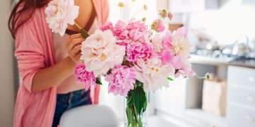 Cum sa pui corect un buchet de flori in vaza pentru a rezista cat mai mult