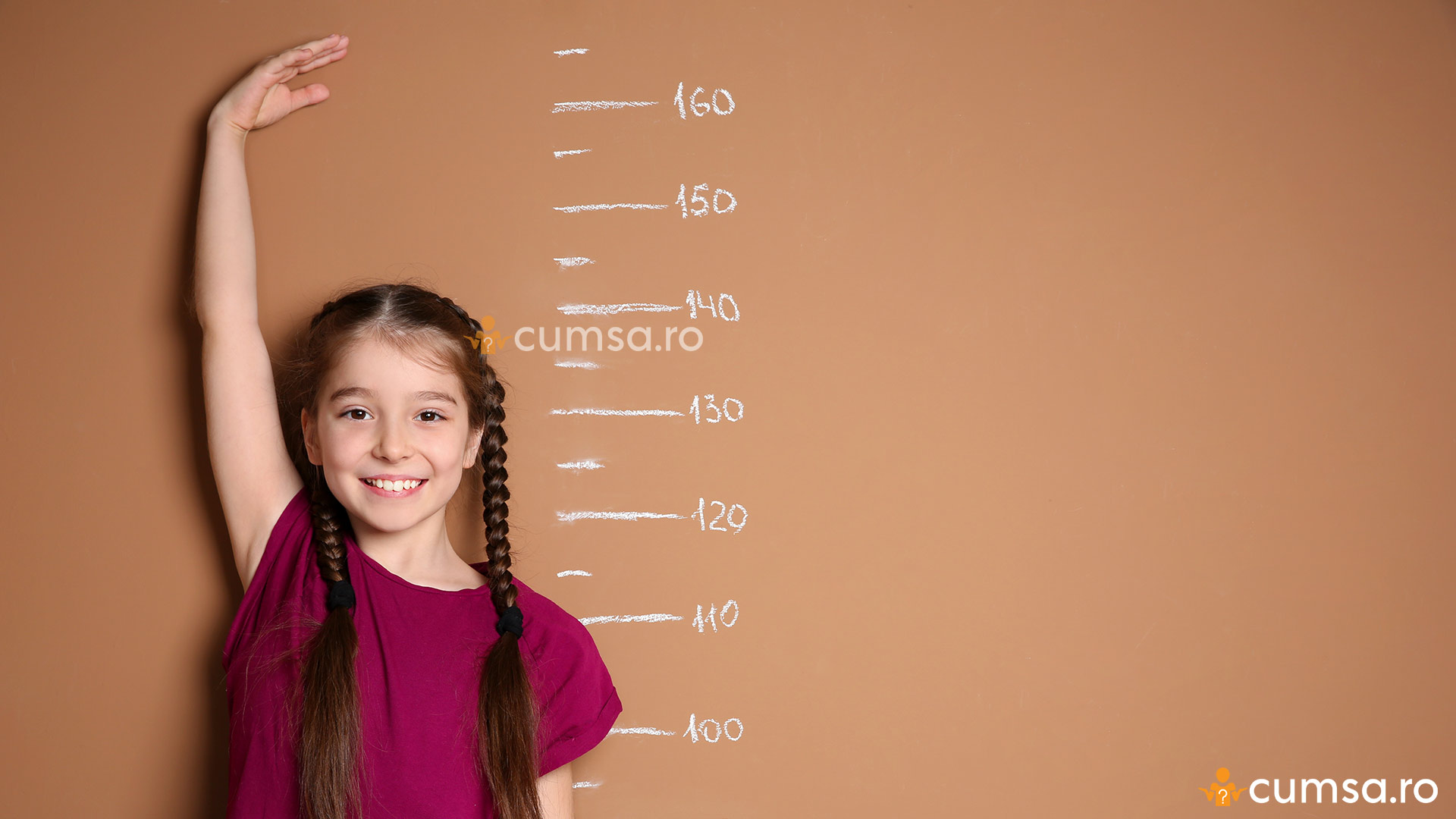 Возраст 10 лет у девочек. Измерение роста ребенка. Измерить рост. Девушка мерит рост. Девочка меряет свой рост.