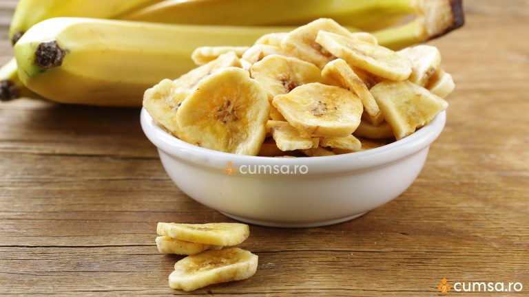 Cum sa faci chipsuri de banane si ce pasi sa urmezi pentru a iesi crocante