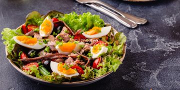 Cum sa faci salata nicoise si ce ingrediente contine acest preparat frantuzesc