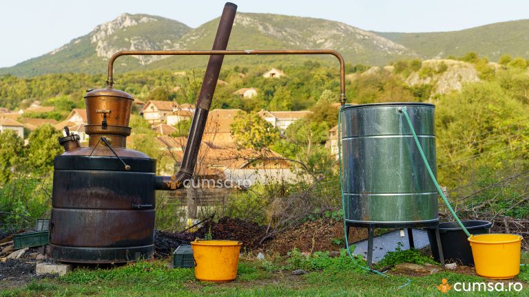 Cu ce se curata arsura de pe cazanul de tuica. Cum sa il faci sa arate ca nou