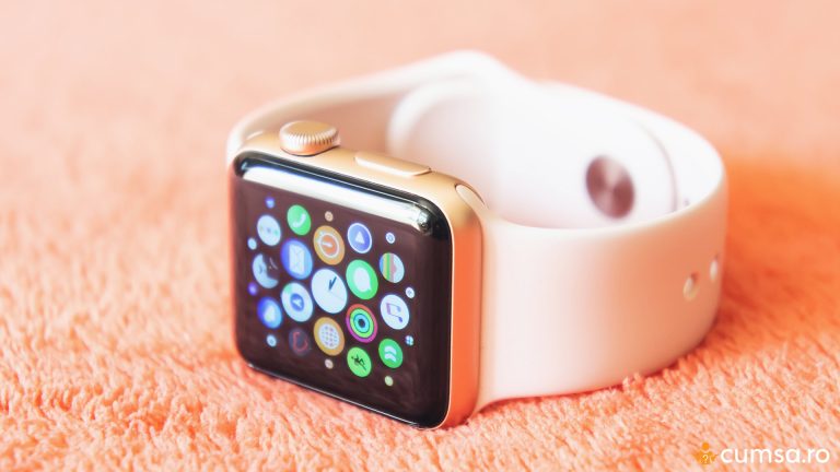 Cu ce se curata cureaua Apple Watch. Cum sa faci asta pentru a nu o strica