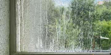 Cu ce se curata cimentul de pe geamuri si cum sa faci asta fara sa le zgarii