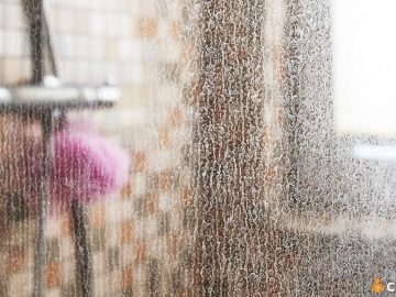 Cum sa previi aparitia calcarului pe geamul de la cabina de dus