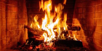 Ce nu ar trebui sa arzi in semineu. Cum sa il folosesti in mod corect si ce sa eviti