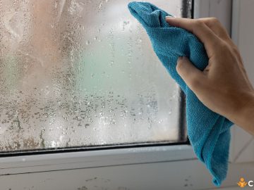 Cum sa previi aparitia condensului pe geamuri in timpul sezonului rece si de ce se intampla asta