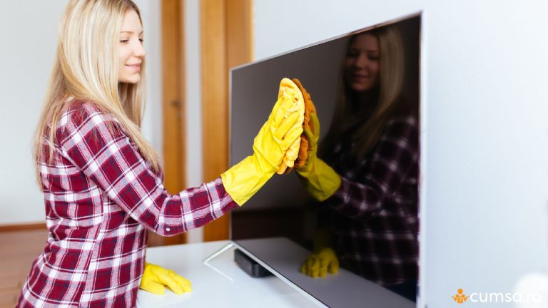 Poti folosi solutia de geamuri pentru curatarea televizorului? Cum sa procedezi corect