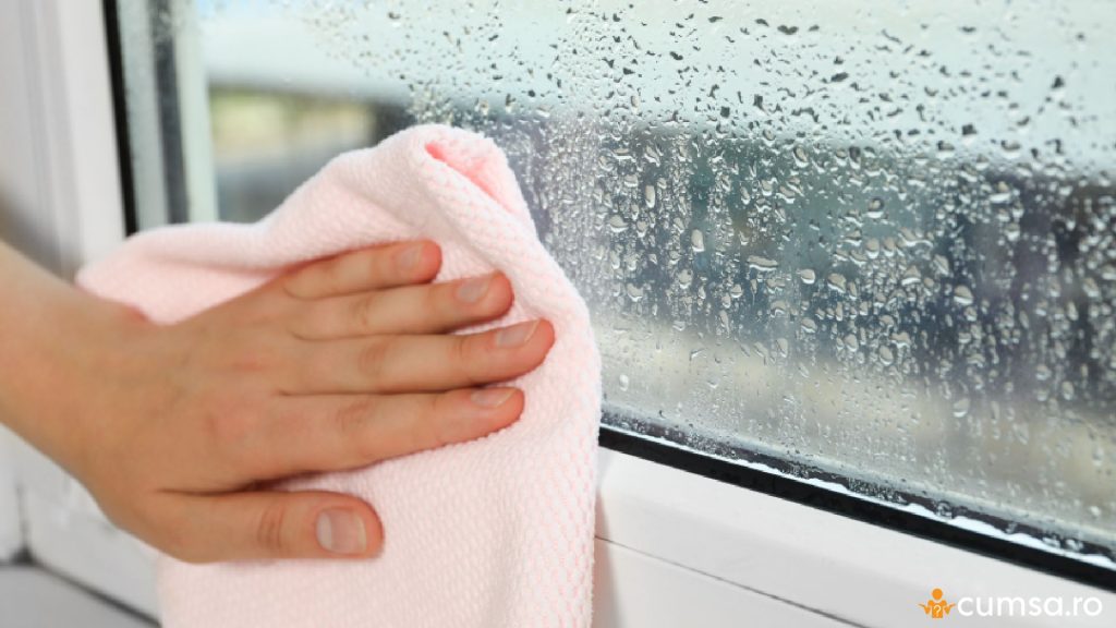 Stergerea condensului de pe geamuri