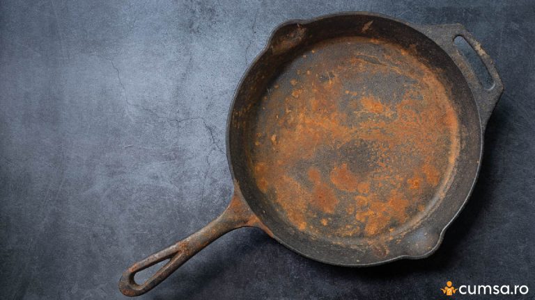 Cum sa cureti rugina de pe tigaile de fonta. Cele mai bune metode!