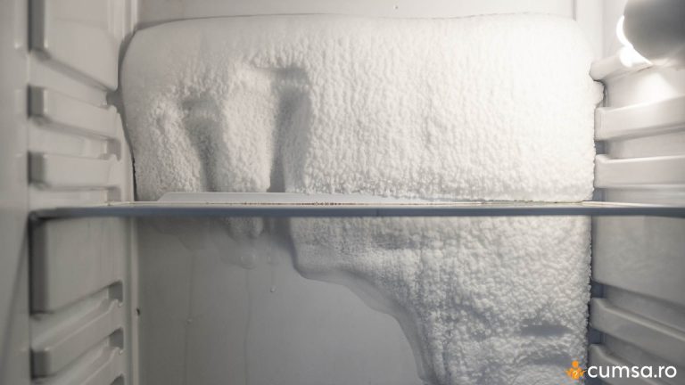 De ce apare gheata in interiorul frigiderului. Cum sa identifici cauza si ce poti face