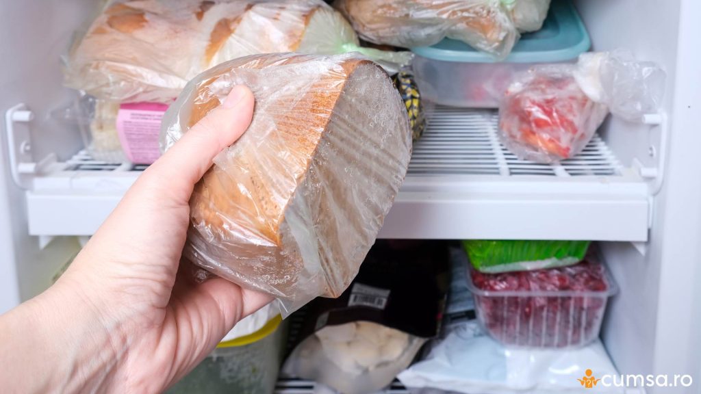 Paine tinuta in frigider